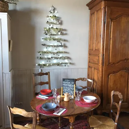 Le Sapin Rouge Hotel